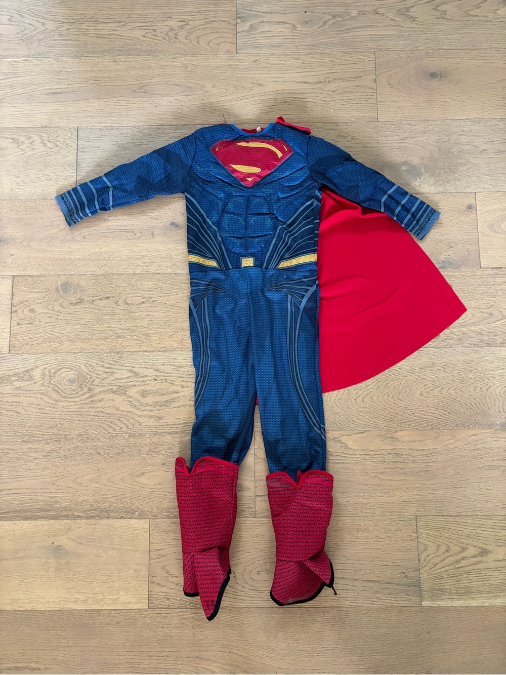 Rubies DC Comics Superheroes: Superman Costume for Kids, Boy's medium